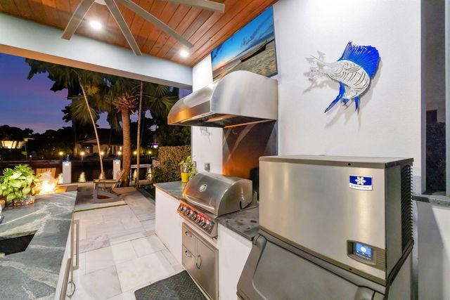 334 Isle Of Capri Drive, Fort Lauderdale, FL 33301