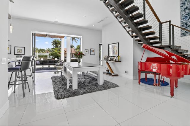 334 Isle Of Capri Drive, Fort Lauderdale, FL 33301