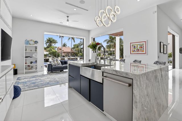 334 Isle Of Capri Drive, Fort Lauderdale, FL 33301