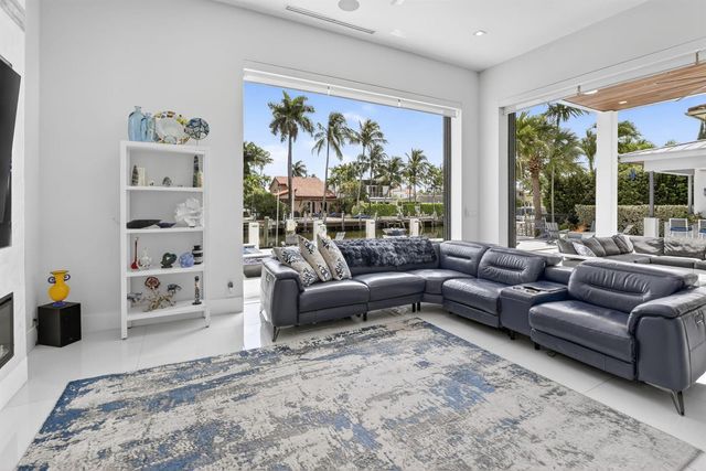 334 Isle Of Capri Drive, Fort Lauderdale, FL 33301