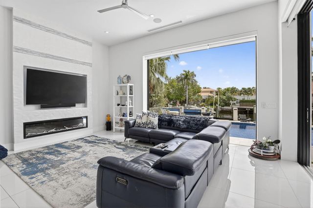 334 Isle Of Capri Drive, Fort Lauderdale, FL 33301
