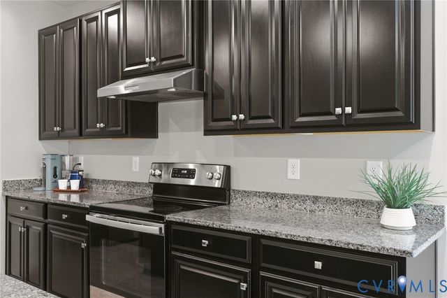 9518 Buffalo Springs Dr, Chesterfield, VA 23112