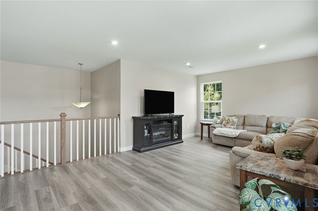 9518 Buffalo Springs Dr, Chesterfield, VA 23112