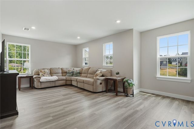 9518 Buffalo Springs Dr, Chesterfield, VA 23112
