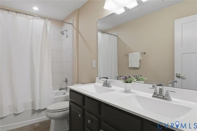 9518 Buffalo Springs Dr, Chesterfield, VA 23112