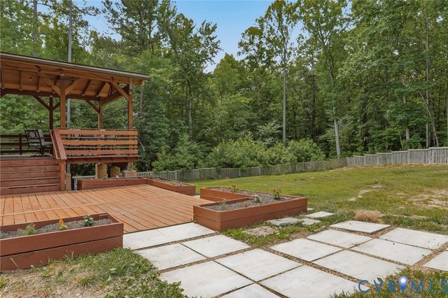 9518 Buffalo Springs Dr, Chesterfield, VA 23112