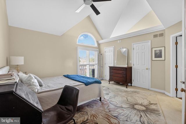 11 ROCKFORD MEWS CT, Wilmington, DE 19806