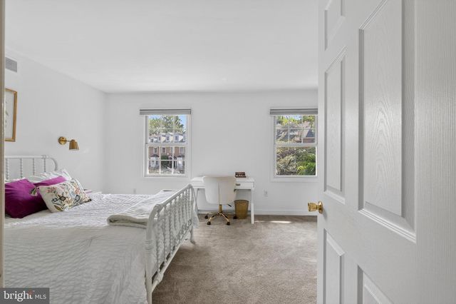 11 ROCKFORD MEWS CT, Wilmington, DE 19806