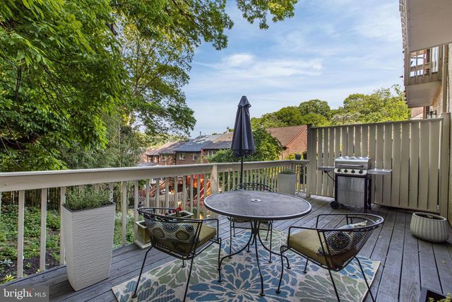11 ROCKFORD MEWS CT, Wilmington, DE 19806