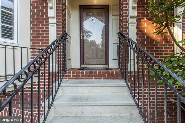 11 ROCKFORD MEWS CT, Wilmington, DE 19806