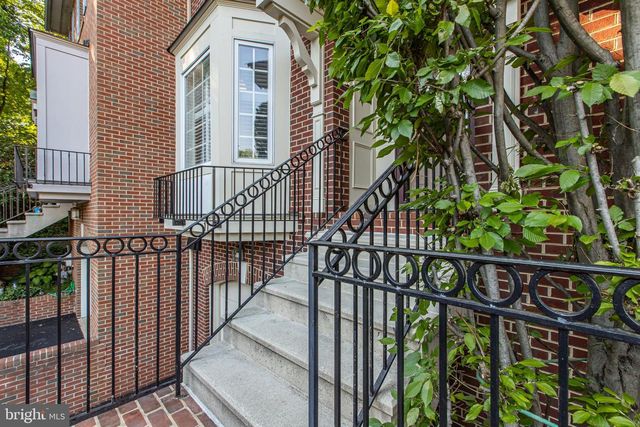 11 ROCKFORD MEWS CT, Wilmington, DE 19806