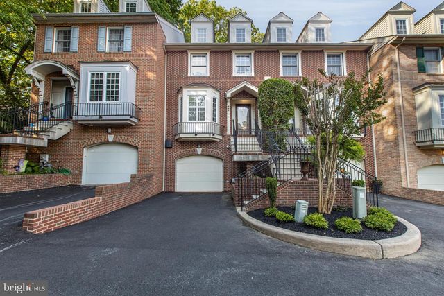 11 ROCKFORD MEWS CT, Wilmington, DE 19806