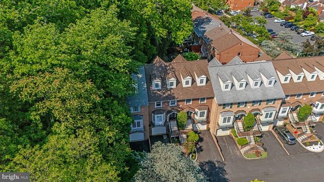11 ROCKFORD MEWS CT, Wilmington, DE 19806