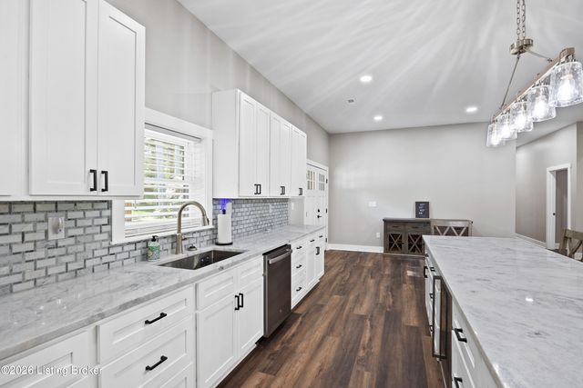 457 Ponderosa Pl, Shepherdsville, KY 40165
