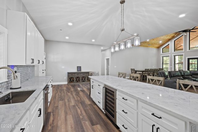 457 Ponderosa Pl, Shepherdsville, KY 40165