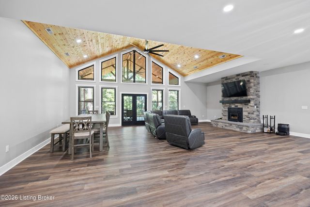 457 Ponderosa Pl, Shepherdsville, KY 40165