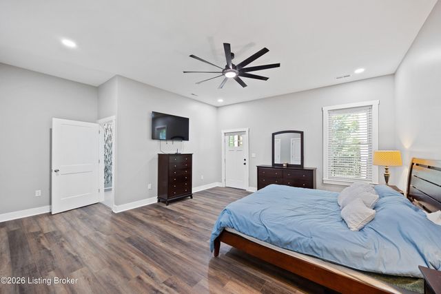 457 Ponderosa Pl, Shepherdsville, KY 40165