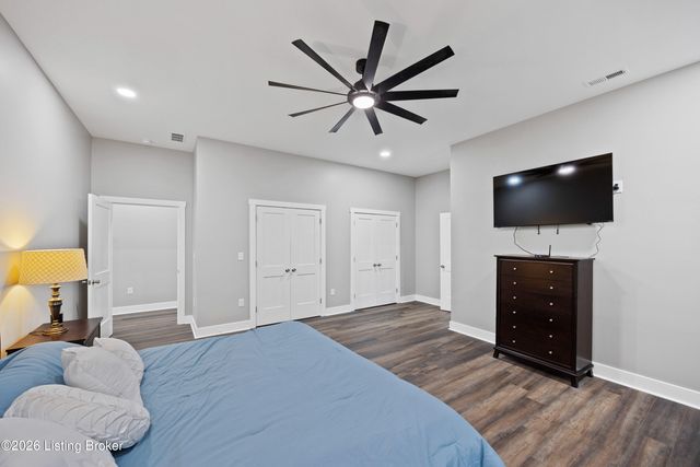 457 Ponderosa Pl, Shepherdsville, KY 40165