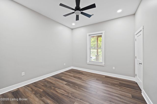 457 Ponderosa Pl, Shepherdsville, KY 40165