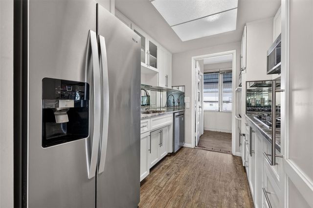 6015 19TH STREET N 215, St Petersburg, FL 33714