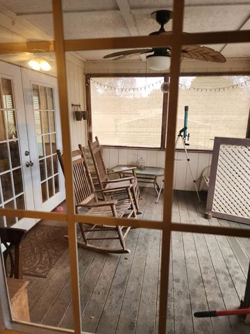 11154 County Road 3116, Winona, TX 75792