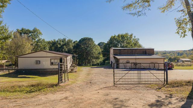 11154 County Road 3116, Winona, TX 75792