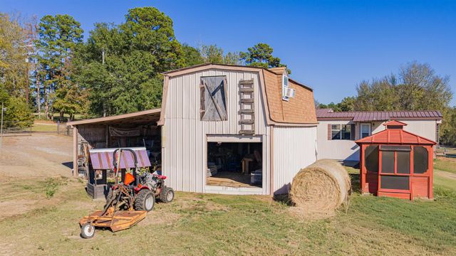 11154 County Road 3116, Winona, TX 75792