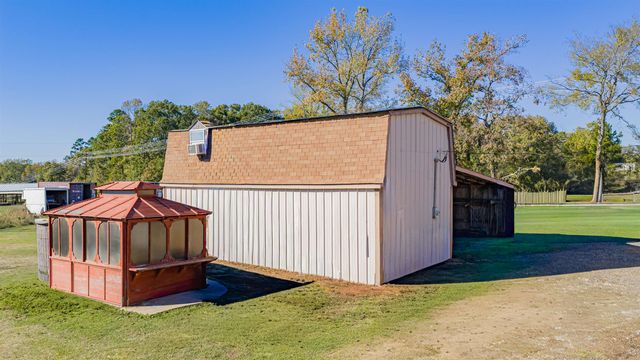 11154 County Road 3116, Winona, TX 75792