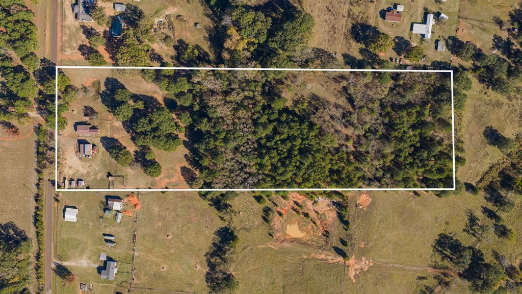 11154 County Road 3116, Winona, TX 75792