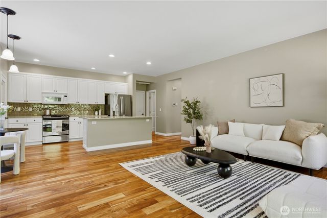 14148 SE 154th Place, Renton, WA 98058