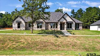 12336 Oak Grove Dr., Lindale, TX 75706