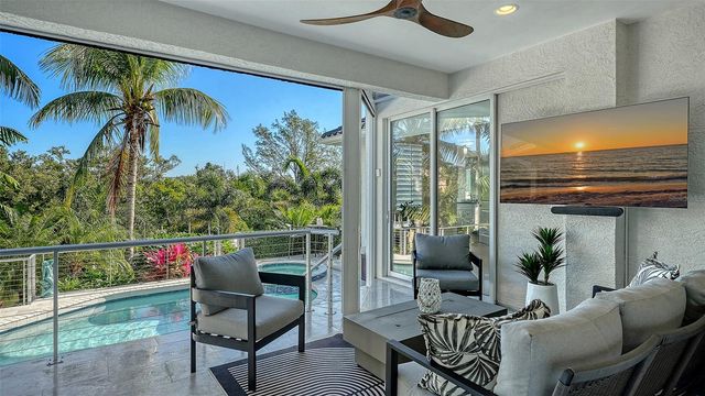 7118 HAWKS HARBOR CIRCLE, Bradenton, FL 34207