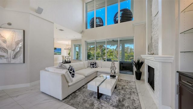 7118 HAWKS HARBOR CIRCLE, Bradenton, FL 34207