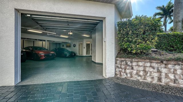 7118 HAWKS HARBOR CIRCLE, Bradenton, FL 34207