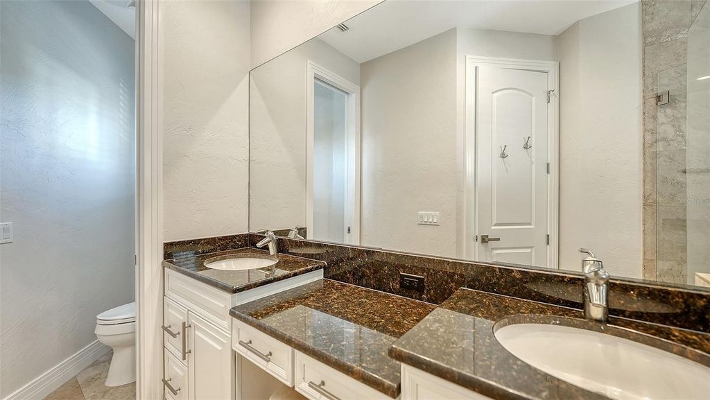 Image 51 of property listing at 7118 HAWKS HARBOR CIRCLE, Bradenton, FL 34207