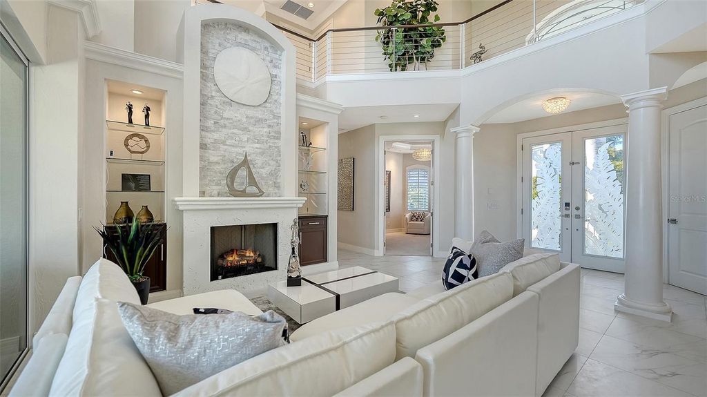 Image 9 of property listing at 7118 HAWKS HARBOR CIRCLE, Bradenton, FL 34207