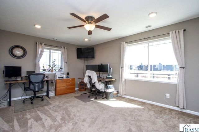 2206 Rolling Green Lane, North Mankato, MN 56003