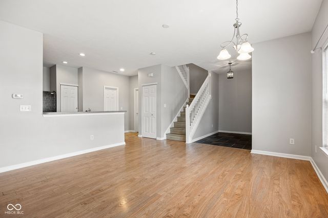 12175 Bubbling Brook Drive UNIT 1100, Fishers, IN 46038