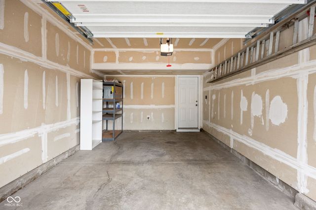 12175 Bubbling Brook Drive UNIT 1100, Fishers, IN 46038