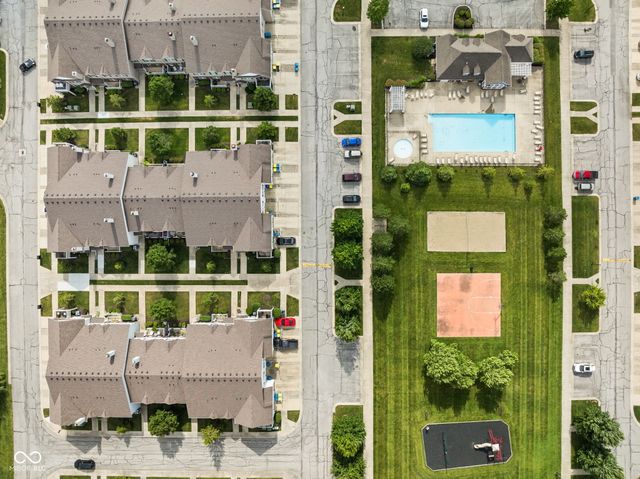 12175 Bubbling Brook Drive UNIT 1100, Fishers, IN 46038