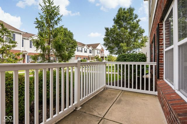 12175 Bubbling Brook Drive UNIT 1100, Fishers, IN 46038