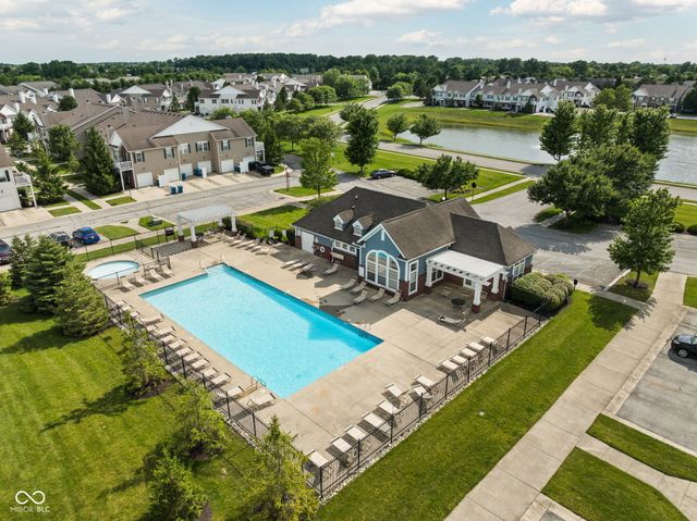 12175 Bubbling Brook Drive UNIT 1100, Fishers, IN 46038