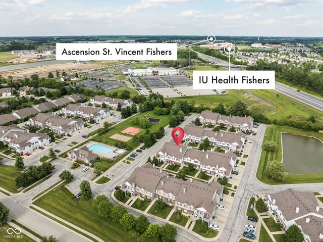 12175 Bubbling Brook Drive UNIT 1100, Fishers, IN 46038