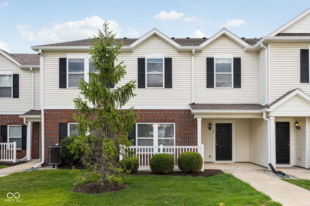 12175 Bubbling Brook Drive UNIT 1100, Fishers, IN 46038