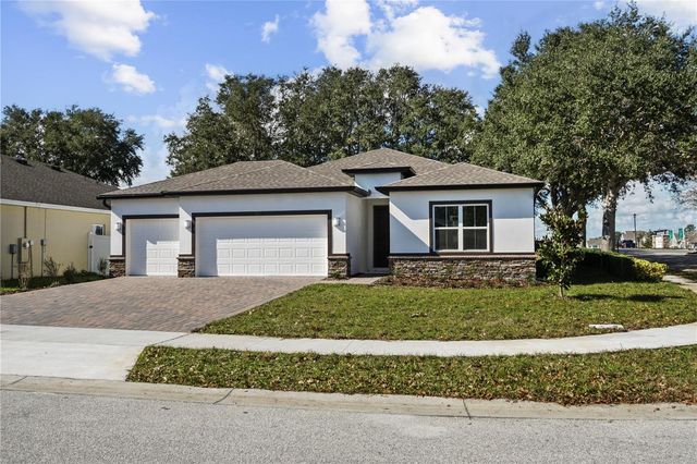 1211 STRATTON AVENUE, Groveland, FL 34736