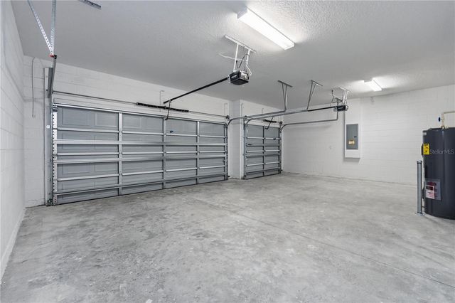 1211 STRATTON AVENUE, Groveland, FL 34736