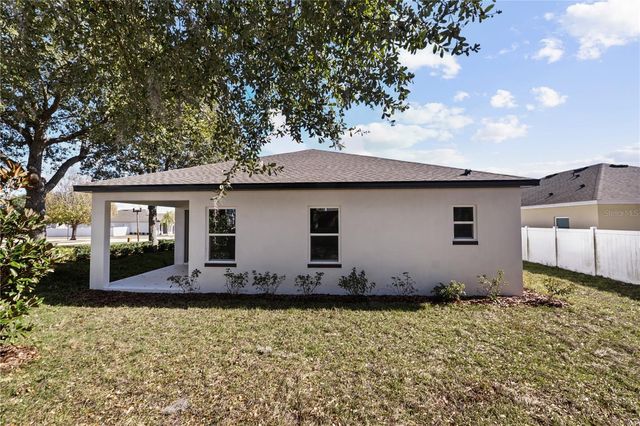 1211 STRATTON AVENUE, Groveland, FL 34736