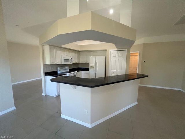 3516 SW 15th PL, Cape Coral, FL 33914