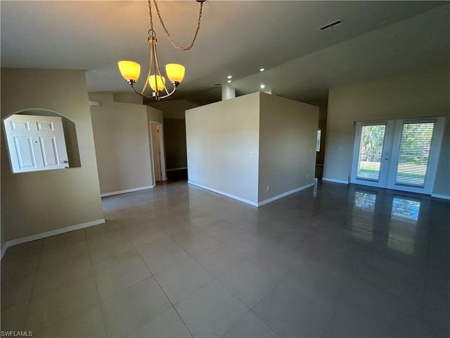 3516 SW 15th PL, Cape Coral, FL 33914