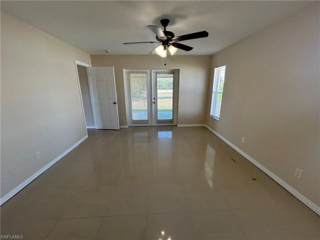 3516 SW 15th PL, Cape Coral, FL 33914